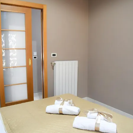 Lamezia Airport Гостевой дом