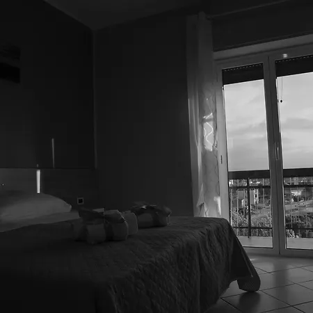 Lamezia Airport Гостевой дом 3*