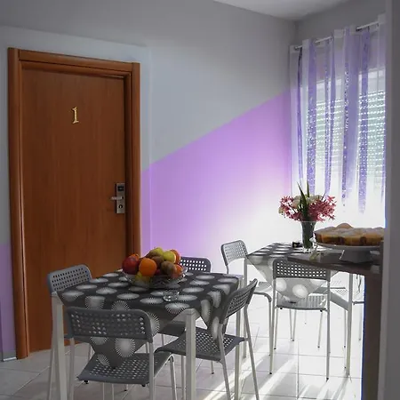 Lamezia Airport Гостевой дом Ламеция-Терме