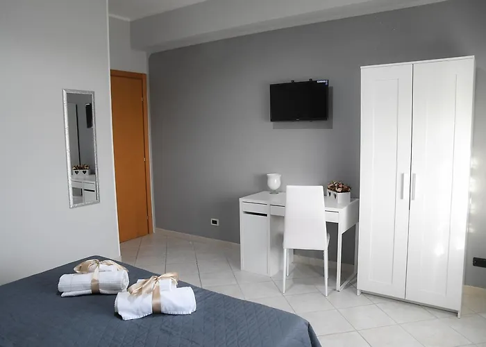 Lamezia Airport Pensionat 3*